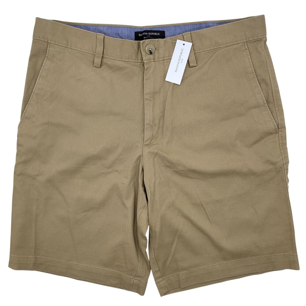 Banana Republic Tan Flat Front Men Shorts